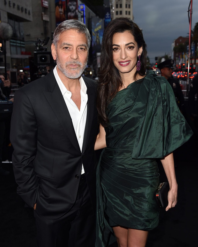 dien vien George Clooney tang tien cho ban anh 2