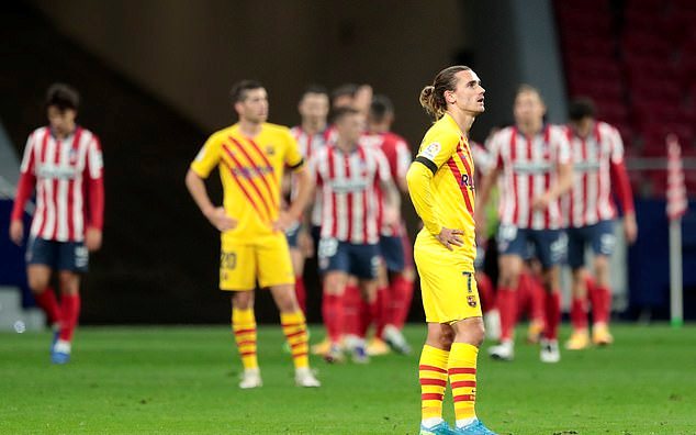 Vòng 8 La Liga 2020 - 2021: Barca thất bại, Real mất điểm bởi sai lầm của Courtois - Ảnh 2.