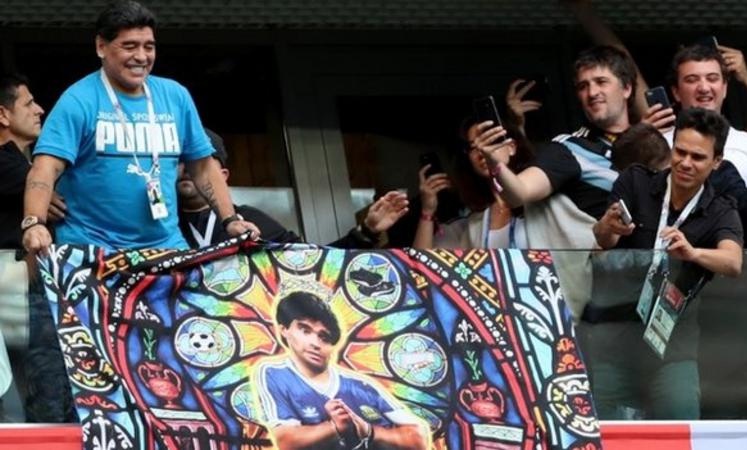 Những khoảnh khắc đáng nhớ trong sự nghiệp của Diego Maradona - Ảnh 12.