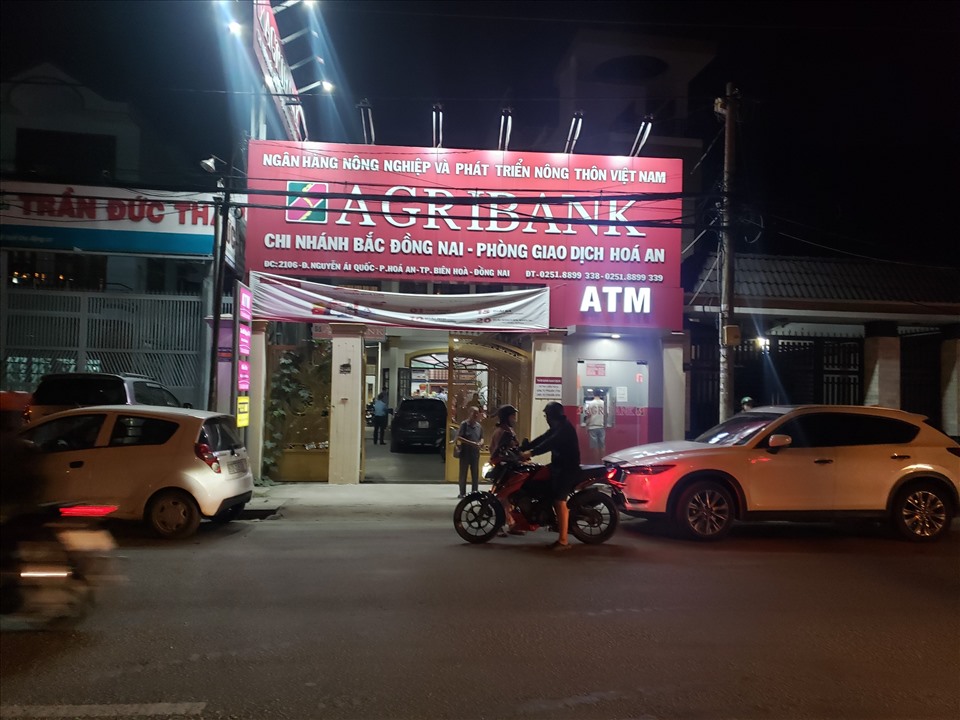 Truy bắt đối tượng cướp ngân hàng Agribank ở Đồng Nai - Ảnh 2.
