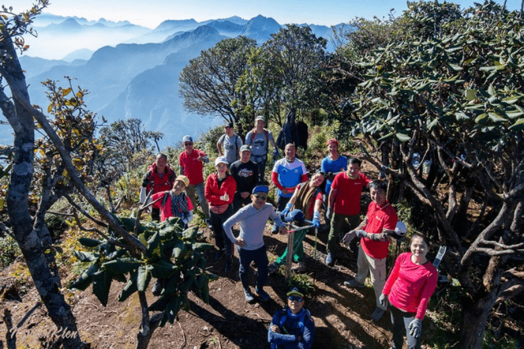 Cảnh đẹp níu chân người trên tour leo Nhìu Cồ San và đường đá cổ Pavie - Ảnh 8.