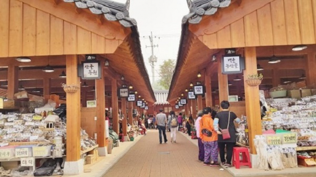 10 khu chợ truyền thống đáng ghé thăm nhất ở Hàn Quốc - Ảnh 7.