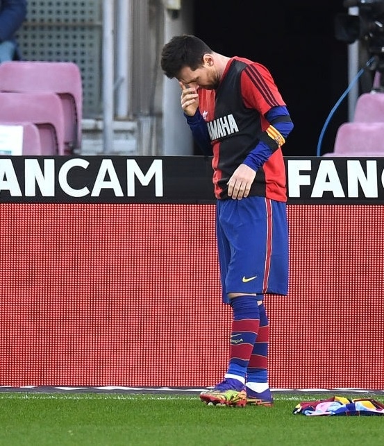 Messi làm điều đặc biệt để tri ân Maradona - Ảnh 4.