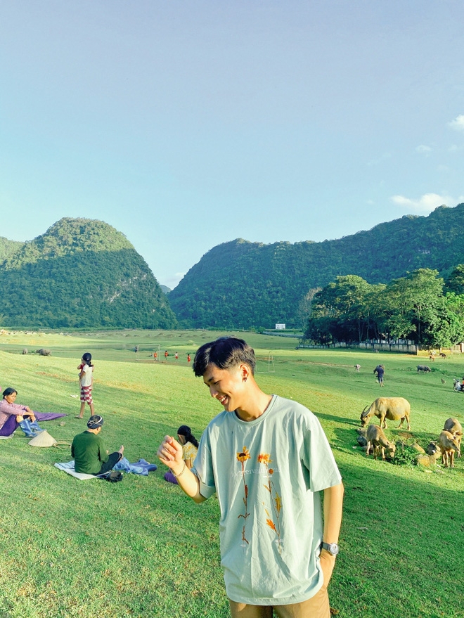 Cần gì sang Thụy Sĩ như Hyun Bin, Việt Nam có cánh đồng thảo nguyên xanh ‘hạ cánh’ tuyệt đẹp - Ảnh 4.