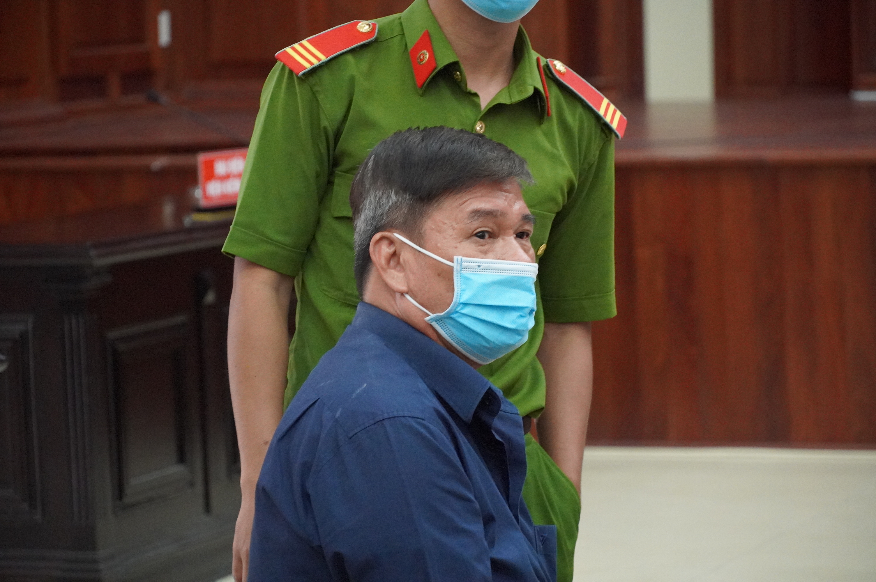 Siêu lừa Dương Thanh Cường bị tuyên 18 năm tù về tội Lừa đảo chiếm đoạt tài sản, tăng 2 năm tù so với bản án sơ thẩm.jpg