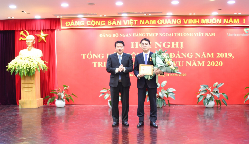 Tinh gọn bộ máy, nâng cao hiệu quả hoạt động xứng đáng là ngân hàng số 1 Việt Nam - Ảnh 3.