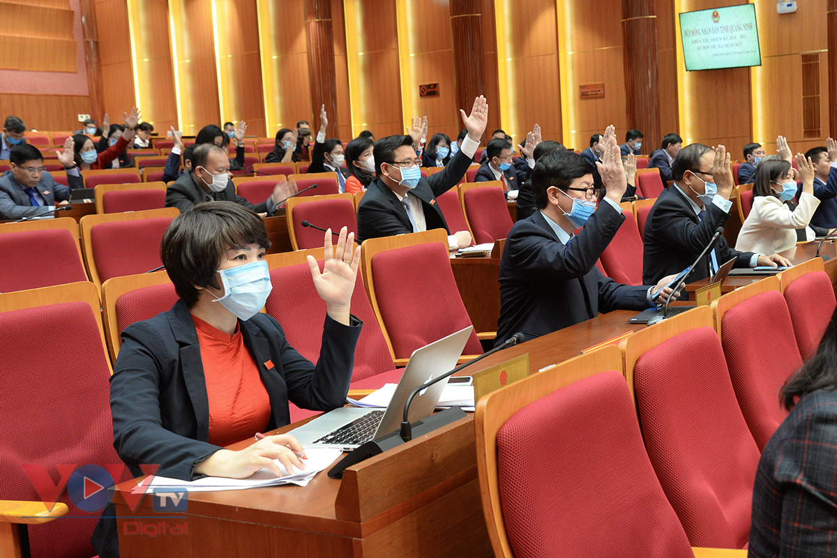 Quảng Ninh tiếp tục tung gói kích cầu miễn giảm vé tham quan cho cả năm 2021 - Ảnh 2.