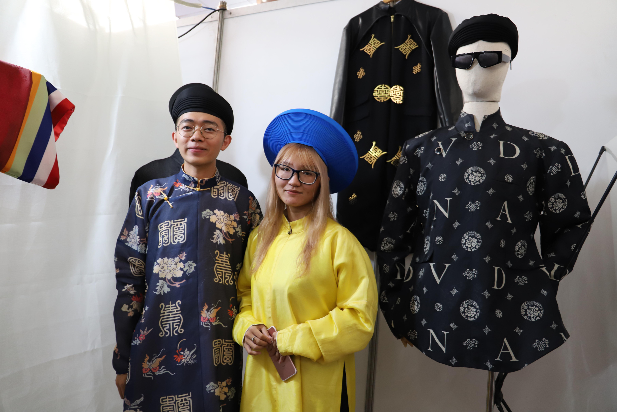Chiêm ngưỡng những bộ áo dài cổ của phụ nữ tại Ngày hội Việt phục - Ảnh 8.