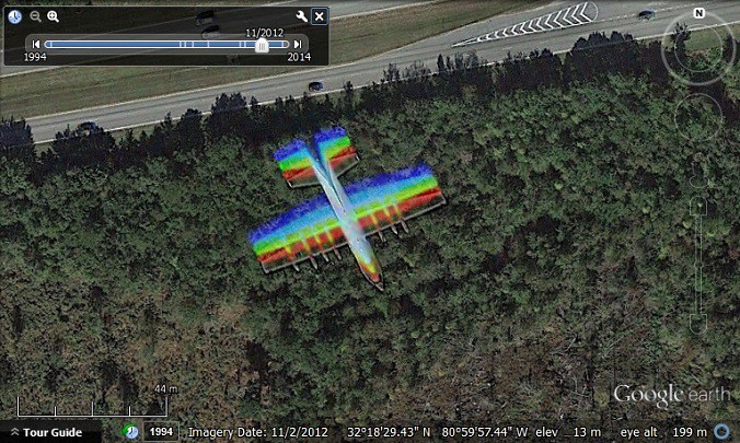 Sự thật phía sau hình ảnh máy bay 'nằm' giữa rừng rậm khiến cộng đồng mạng 'dậy sóng' - Ảnh 3.