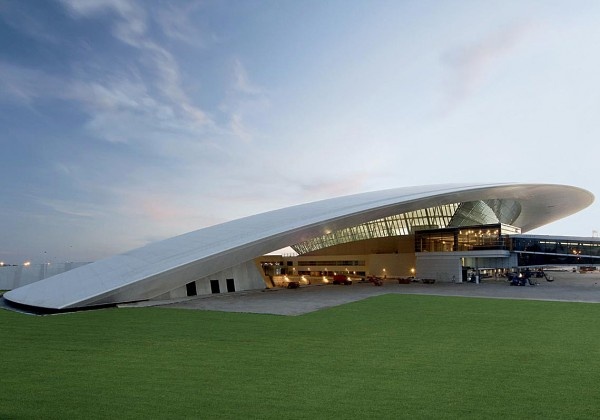 10 sân bay hiện đại nhất thế giới khiến du khách choáng ngợp - Ảnh 6.