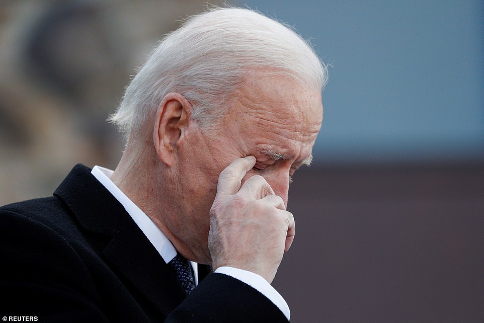 Ông Biden tạm biệt quê nhà, đến Washington bắt đầu các nghi thức nhậm chức - Ảnh 1.