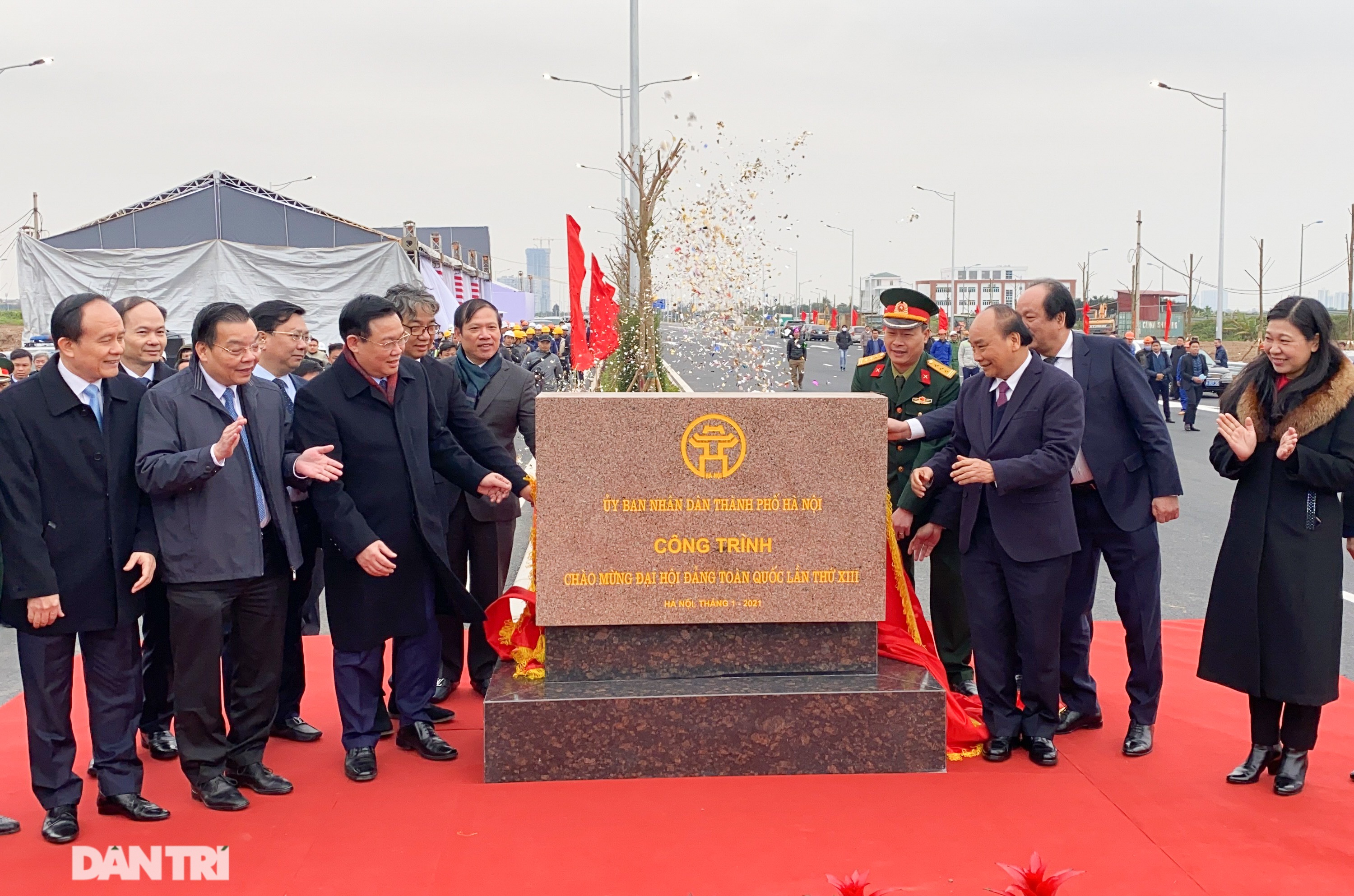 Thông xe nút giao 400 tỷ đồng nối cao tốc Hà Nội - Hải Phòng với Vành đai 3 - Ảnh 1.