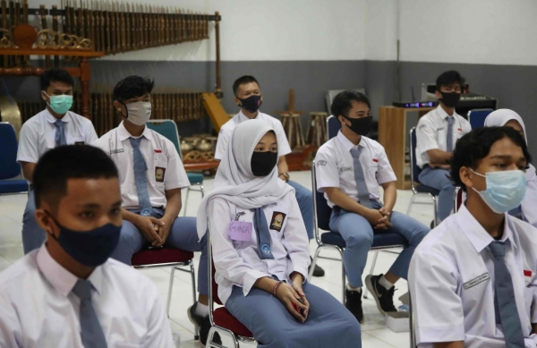 Indonesia tiếp tục phát hiện ca mắc Covid-19 trong trường học - Ảnh 2.