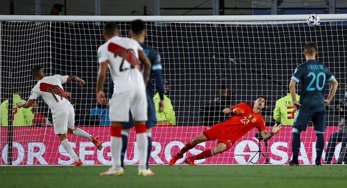 Kết quả Argentina 1-0 Peru: Lautaro mang 3 điểm về cho đội chủ nhà - Ảnh 2.