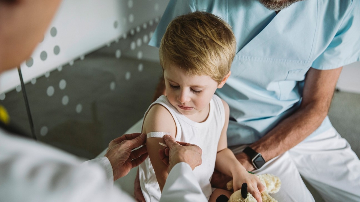 Những điều cần biết về vaccine Pfizer cho trẻ dưới 12 tuổi - Ảnh 1.
