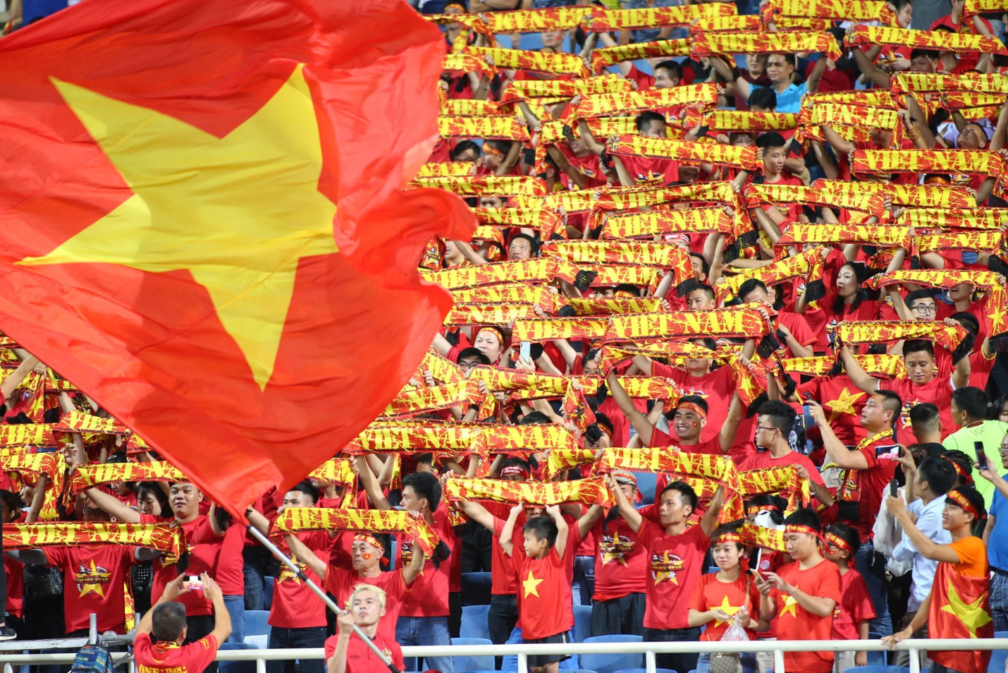 Vé trận đội tuyển Việt Nam - Nhật Bản giá cao nhất 1,2 triệu đồng - Ảnh 2.