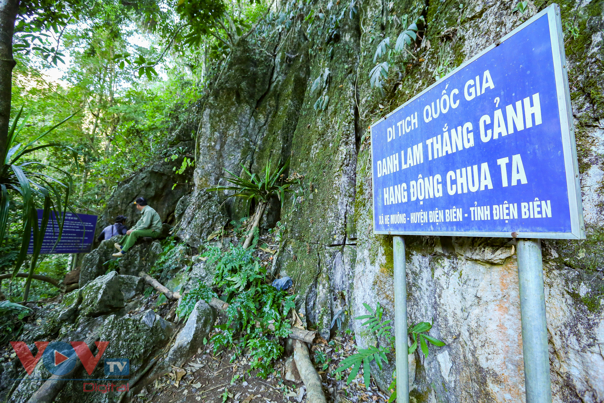 Khám phá vẻ đẹp hang động Chua Ta ở Điện Biên - Ảnh 3.