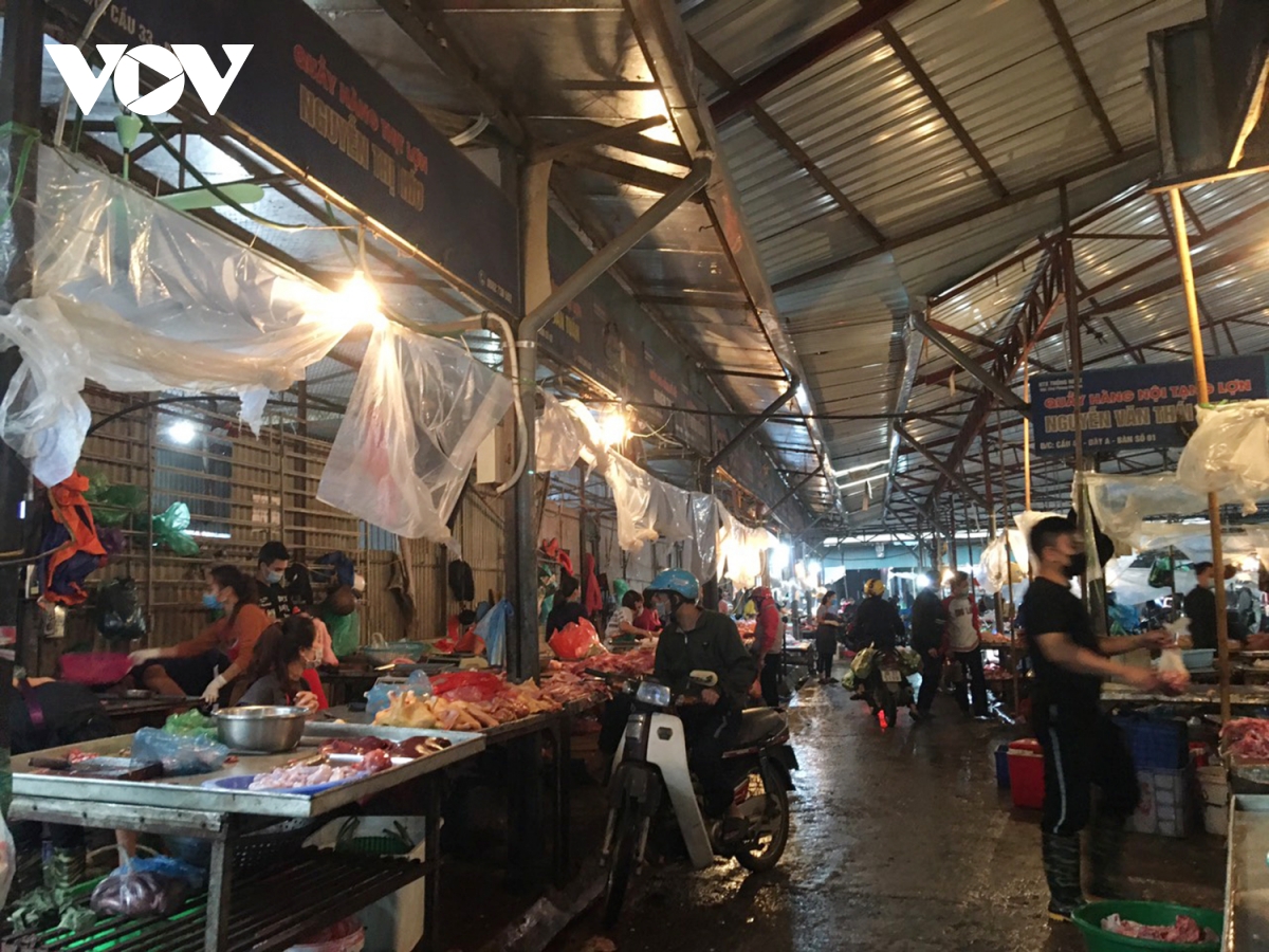 Quét mã QR tại chợ dân sinh ở Hà Nội đang làm chiếu lệ? - Ảnh 9.