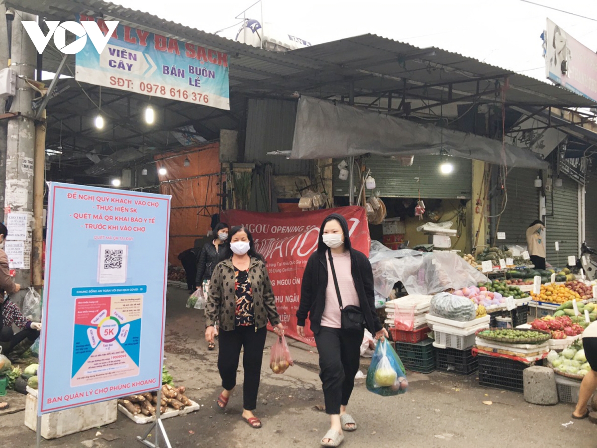 Quét mã QR tại chợ dân sinh ở Hà Nội đang làm chiếu lệ? - Ảnh 12.