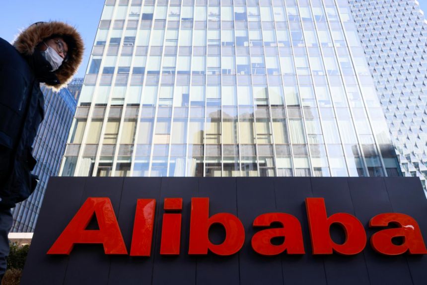 Trung Quốc phạt một loạt người khổng lồ công nghệ gồm Alibaba, Baidu, Tencent - Ảnh 1.