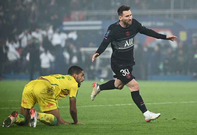 Kết quả PSG 3-1 Nantes: Messi có bàn đầu tiên tại Ligue 1 - Ảnh 1.