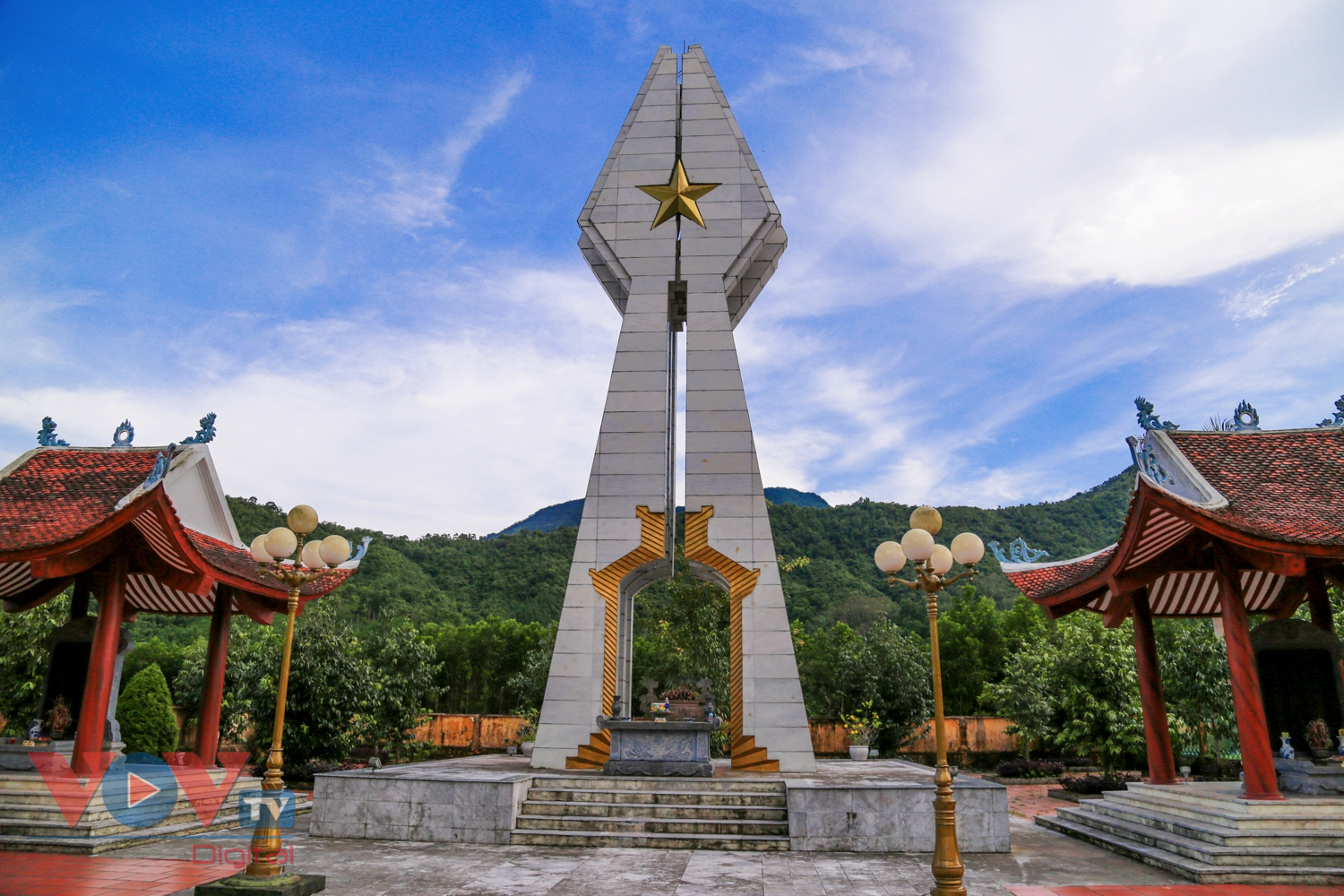 Những điểm đến độc đáo ở thành phố vùng biên Móng Cái, Quảng Ninh - Ảnh 11.