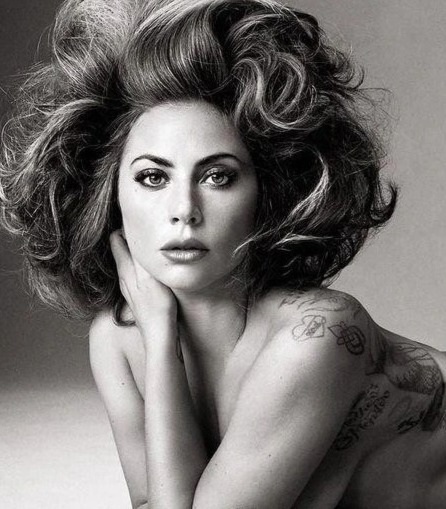 Lady Gaga gây sốc khi chụp ảnh 'nude' trên tạp chí Vogue - Ảnh 1.