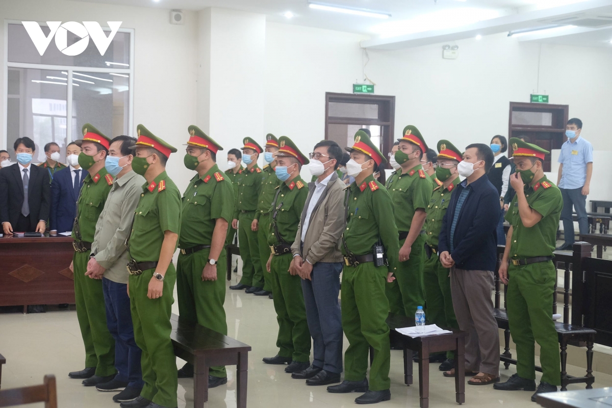 Cựu Phó Tổng cục trưởng Tình báo Nguyễn Duy Linh nhận mức án 14 năm tù - Ảnh 2.