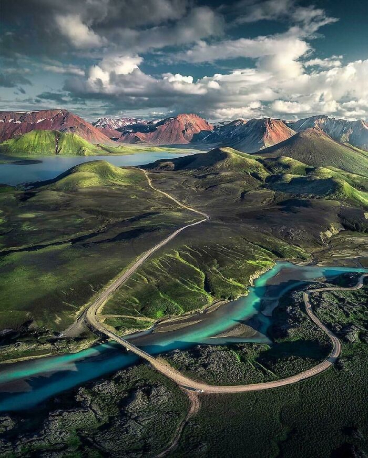 Những hình ảnh thú vị cho thấy Iceland không giống bất kỳ nước nào trên thế giới - Ảnh 2.