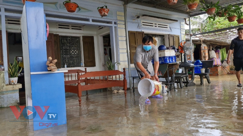 Bình Định giúp dân khắc phục hậu quả mưa lũ - Ảnh 6.
