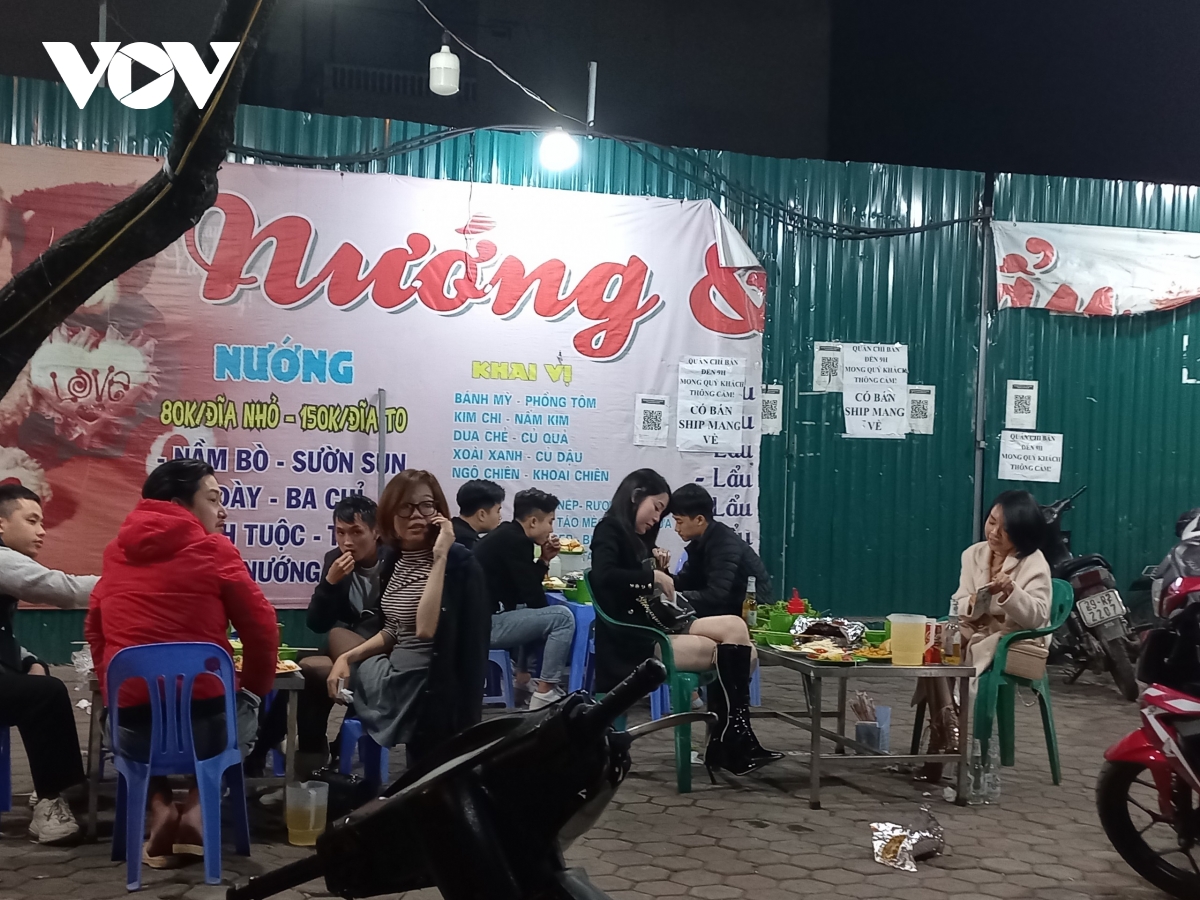 Nhan nhản nhà hàng, quán ăn ở Hà Nội vi phạm công tác phòng chống dịch - Ảnh 8.