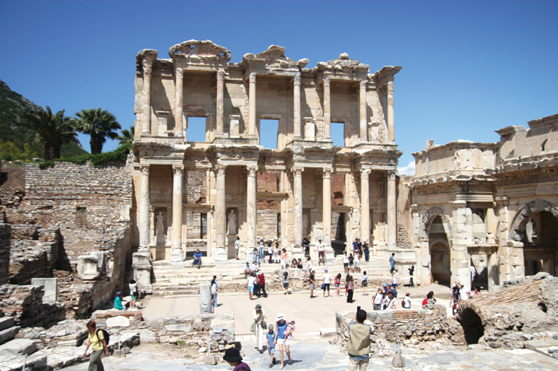 Ephesus - vàng son một thời của đế chế La Mã - Ảnh 2.