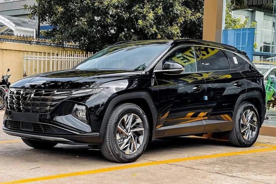Hyundai Tucson 2022 trước giờ ra mắt tại Việt Nam: Tham vọng vượt CX-5 - Ảnh 1.