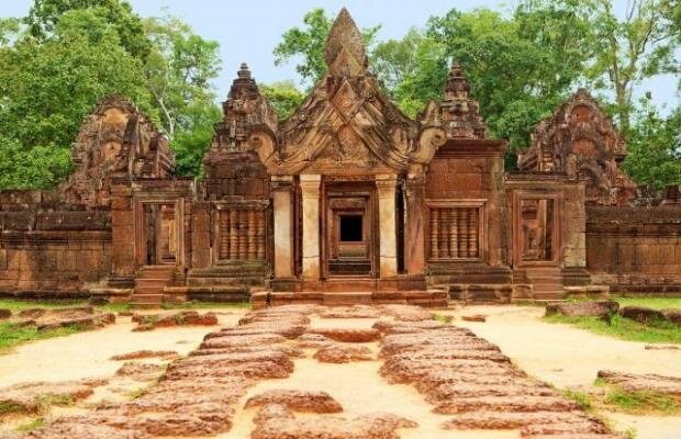 Banteay Srei - Ngôi đền của những 'nữ chiến binh' - Ảnh 2.
