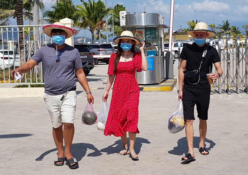 Nha Trang: Du khách đi tour biển đảo thưa vắng dịp Tết - Ảnh 5.