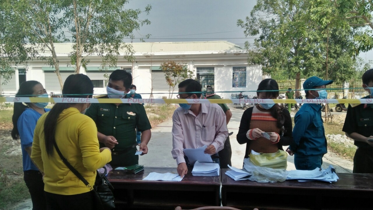 13 trường hợp đang cách ly ở Kiên Giang có kết quả xét nghiệm SARS-CoV-2 chưa rõ ràng - Ảnh 1.