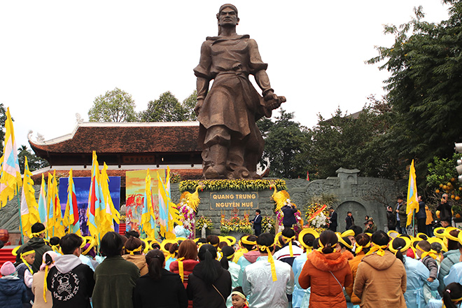 Hà Nội dừng tổ chức và giảm quy mô một loạt lễ hội Xuân - Ảnh 1.