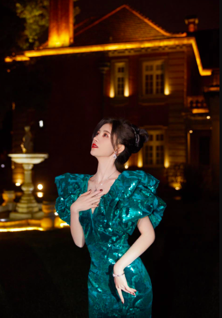 Dàn mỹ nhân Hoa ngữ đọ sắc trong đêm hội thời trang - Ảnh 27.