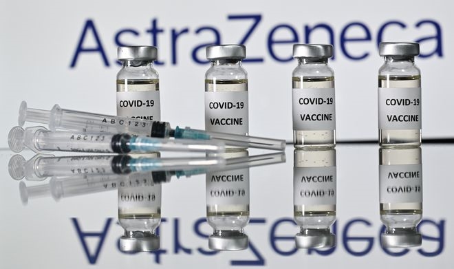 Các quốc gia châu Âu bắt đầu nối lại việc tiêm chủng bằng vaccine AstraZeneca - Ảnh 1.
