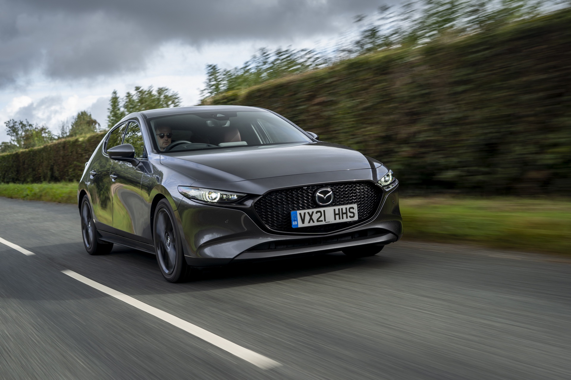 Mazda3 2021 có thêm tùy chọn động cơ mới, mạnh hơn đời cũ - Ảnh 1.