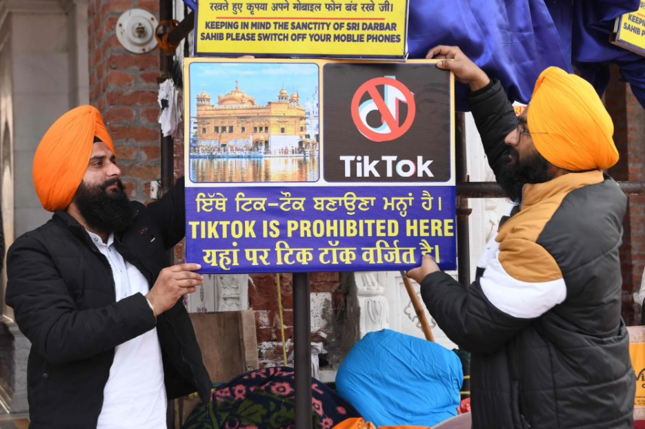 Ấn Độ đóng băng tài khoản công ty mẹ của TikTok vì cáo buộc trốn thuế - Ảnh 1.