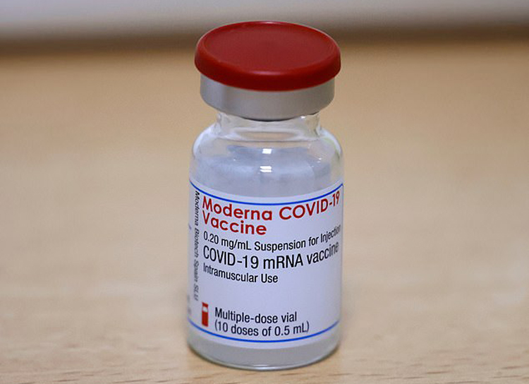 Hiện tượng tay sưng đỏ sau khi tiêm vaccine COVID-19 của Moderna - Ảnh 3.