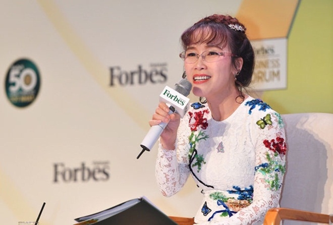 10 nữ doanh nhân thành đạt nhất Việt Nam: Những bóng hồng không hề 'mềm yếu' - Ảnh 1.