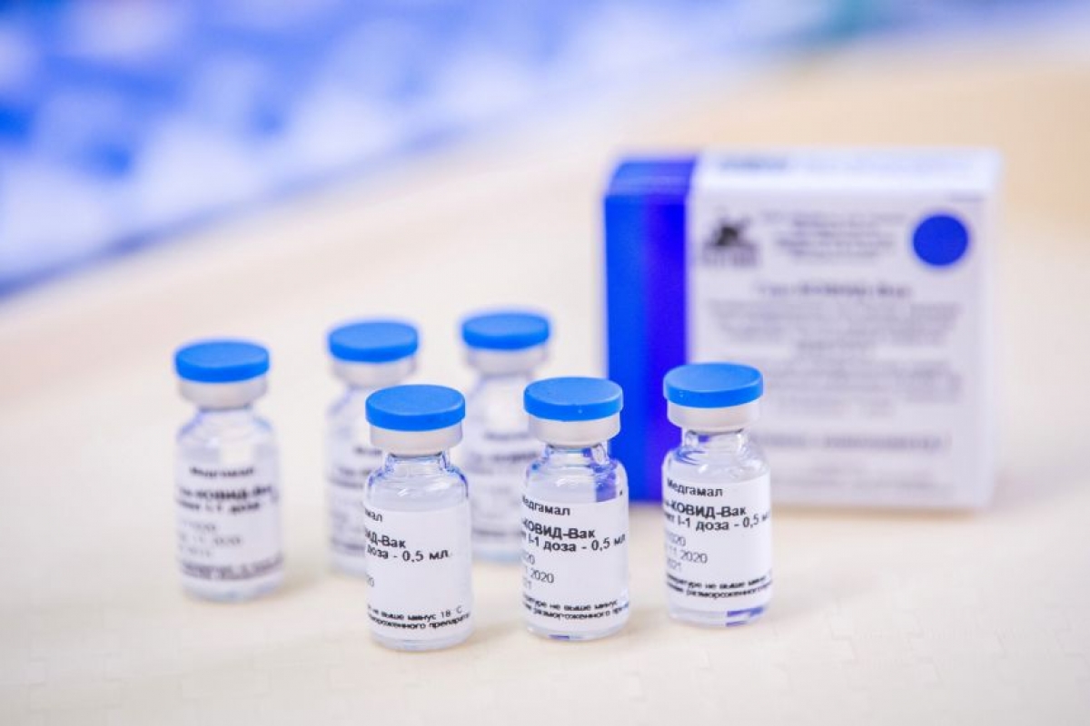 Vaccine ngừa Covid-19 của Nga sẽ được sản xuất tại Italy - Ảnh 1.