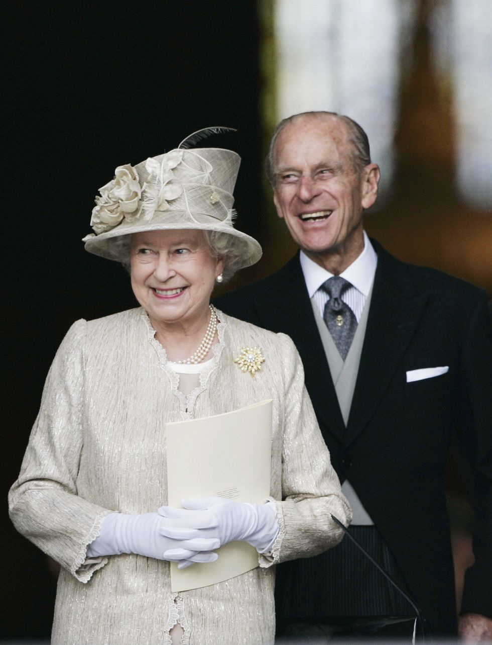 Nữ hoàng Elizabeth II và Hoàng thân Philip: Những khoảnh khắc đẹp nhất - Ảnh 21.