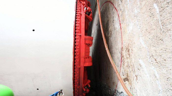 Cận cảnh robot đào hầm đường sắt Nhổn - ga Hà Nội chạy thử trong lòng đất - Ảnh 2.
