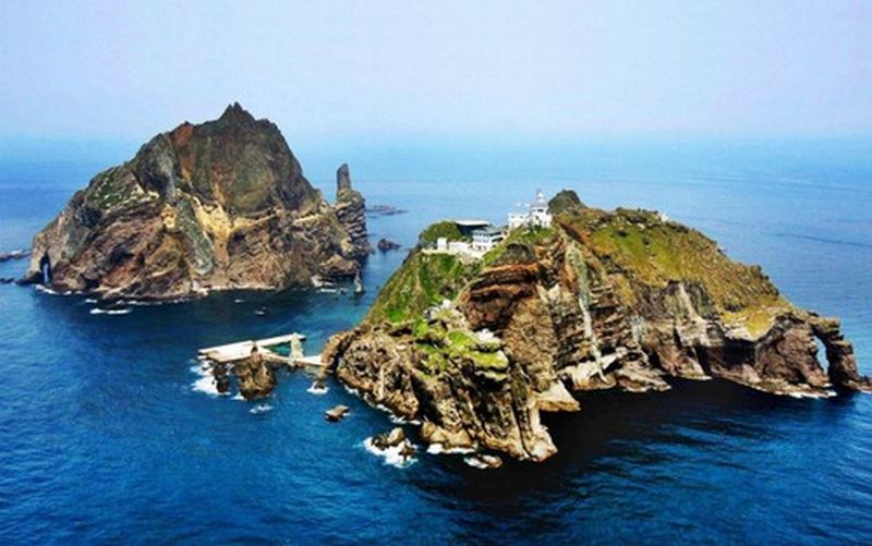 Triều Tiên - Nhật Bản căng thẳng tranh chấp chủ quyền biển đảo - Ảnh 1.