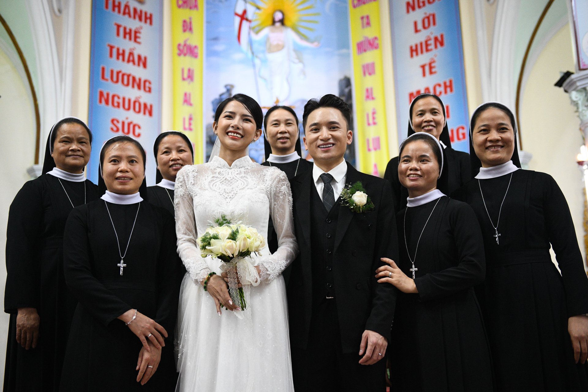 Vợ Phan Mạnh Quỳnh lên tiếng 'tố' ê-kíp chụp ảnh cưới