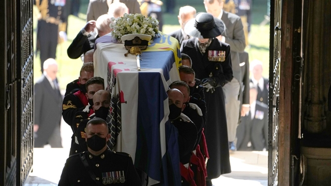 Ảnh: Những khoảnh khắc đặc biệt tại tang lễ Hoàng thân Philip - Ảnh 4.