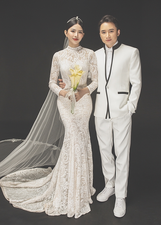 Ảnh cưới lãng mạn của Phan Mạnh Quỳnh và bà xã Huỳnh Khánh Vy - Ảnh 4.
